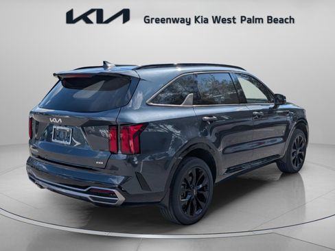 Certified 2023 Kia Sorento SX image 7