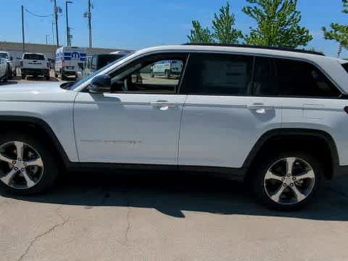 New 2026 Jeep Grand Cherokee Limited AWD/4WD image 5