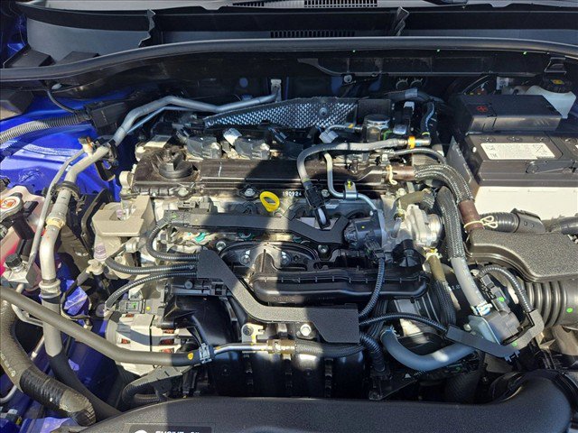 Used 2025 Toyota Corolla Cross LE FWD image 20