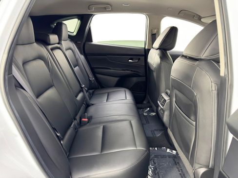 Used 2025 Nissan Murano SV image 33