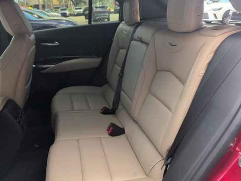 Used 2024 Cadillac XT4 Luxury FWD image 18