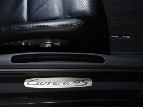 Used 2013 Porsche 911 Carrera 4S AWD/4WD image 31
