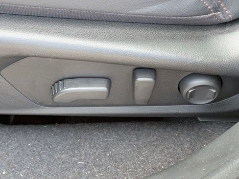 Certified 2025 Subaru Forester Touring AWD/4WD image 21