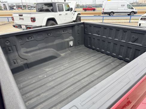 Used 2024 Chevrolet Colorado Z71 w/ Safety Package image 12