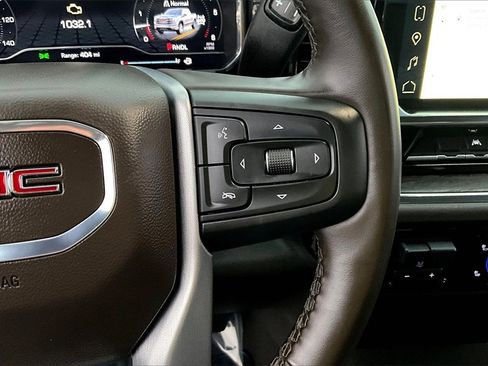 Used 2025 GMC Sierra 1500 SLT image 20