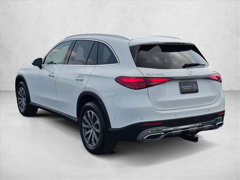 Certified 2025 Mercedes-Benz GLC 300 4MATIC image 8