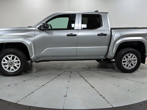 Certified 2024 Toyota Tacoma SR image 8
