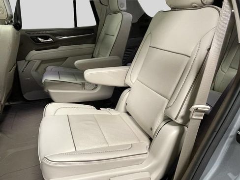 Used 2024 GMC Yukon Denali w/ Advanced Technology Package AWD/4WD image 20
