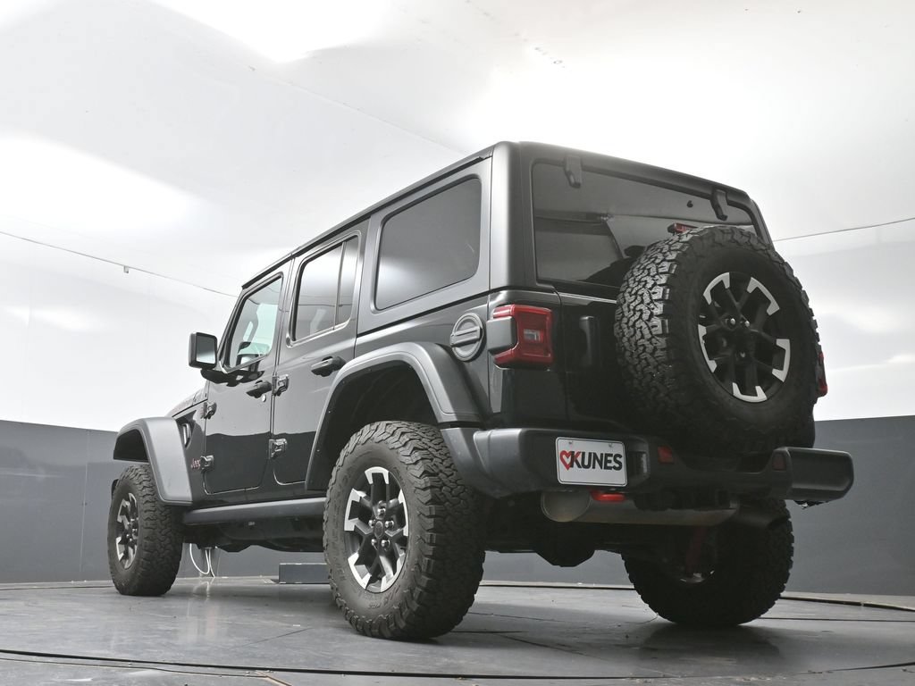 Used 2025 Jeep Wrangler Unlimited Rubicon AWD/4WD image 52