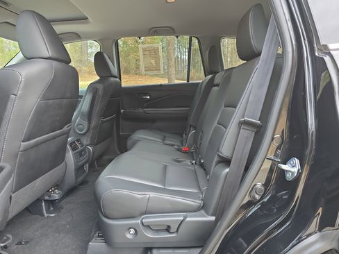 Used 2022 Honda Pilot Special Edition image 13