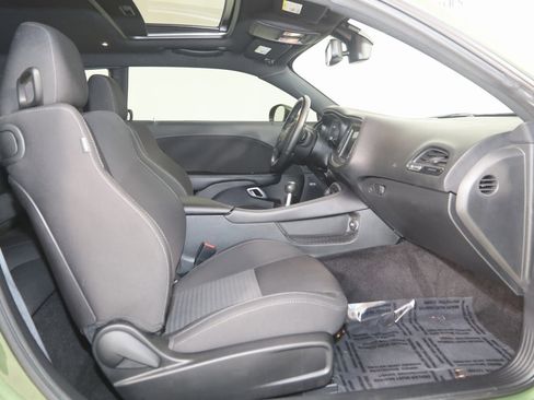 Used 2019 Dodge Challenger R/T Scat Pack w/ Shaker Package image 12