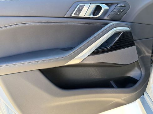 New 2026 BMW X6 xDrive40i image 13