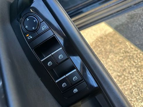 Used 2025 MAZDA CX-30 AWD 2.5 S w/ Preferred Package image 22