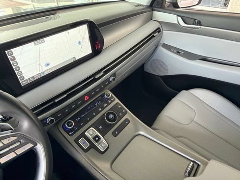 Used 2025 Hyundai Palisade SEL FWD image 19