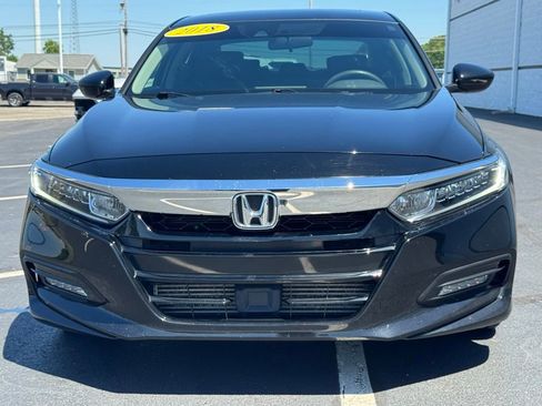 Used 2018 Honda Accord EX image 10