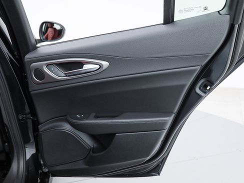 New 2025 Alfa Romeo Giulia w/ Driving Assist Package image 15