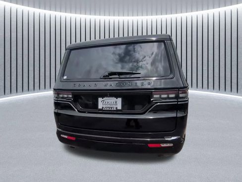 Used 2024 Jeep Grand Wagoneer Series II w/ Quick Order Packagew 28T AWD/4WD image 17