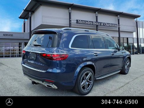 New 2026 Mercedes-Benz GLS 450 4MATIC image 3