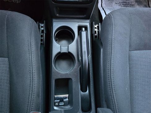 Used 2016 Jeep Compass Sport w/ Power Value Group image 21