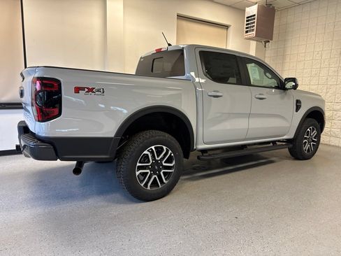 New 2026 Ford Ranger Lariat w/ FX4 Off-Road Package AWD/4WD image 21