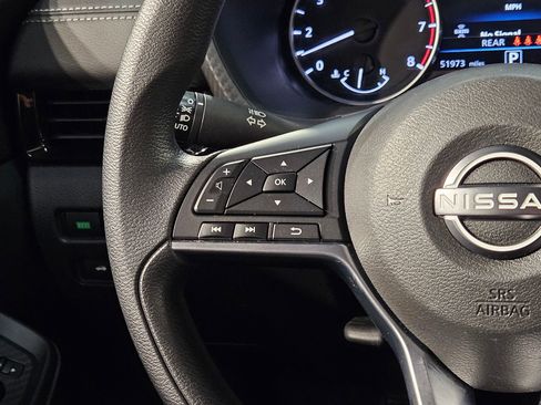 Used 2024 Nissan Sentra SV image 26