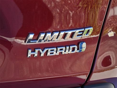 Used 2023 Toyota RAV4 Limited image 37