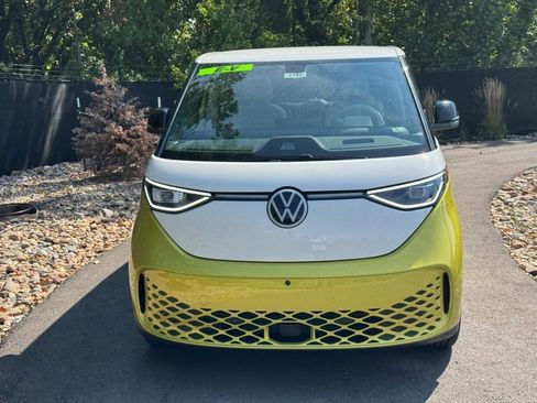 New 2025 Volkswagen ID. Buzz Pro S Plus image 8