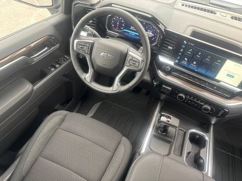 New 2026 Chevrolet Silverado 1500 RST w/ Redline Edition AWD/4WD image 35