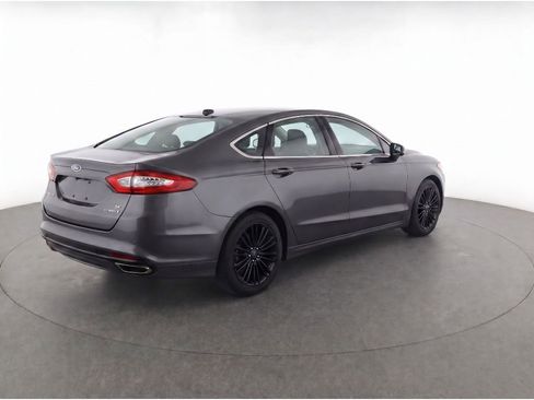 Used 2016 Ford Fusion SE w/ Equipment Group 202A AWD/4WD image 4