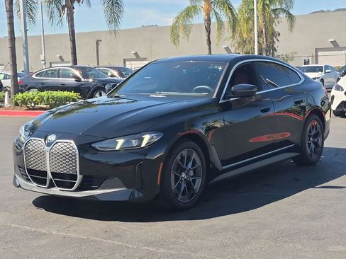 Used 2025 BMW i4 eDrive40 w/ Parking Assistance Package RWD image 5