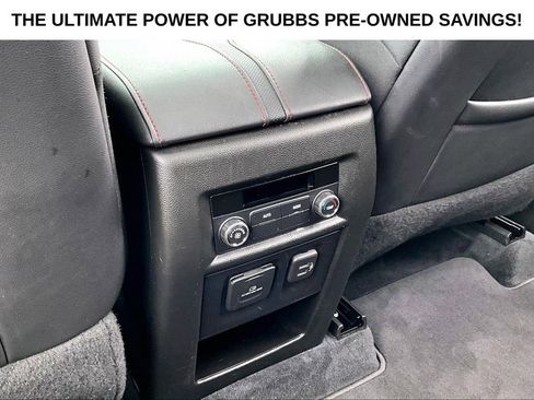 Used 2023 Chevrolet Traverse RS AWD/4WD image 29