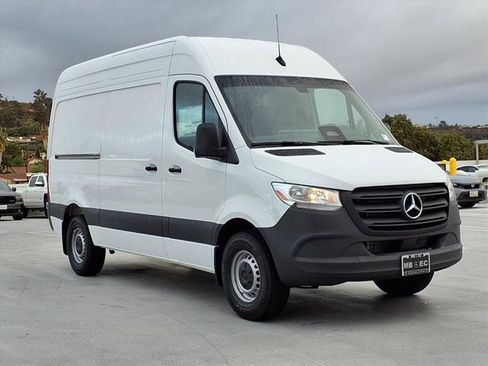 New 2026 Mercedes-Benz Sprinter 2500 image 18