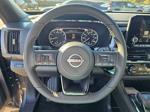 New 2025 Nissan Pathfinder Rock Creek image 10