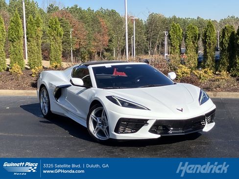 Used 2025 Chevrolet Corvette Stingray Coupe w/ 1LT image 1