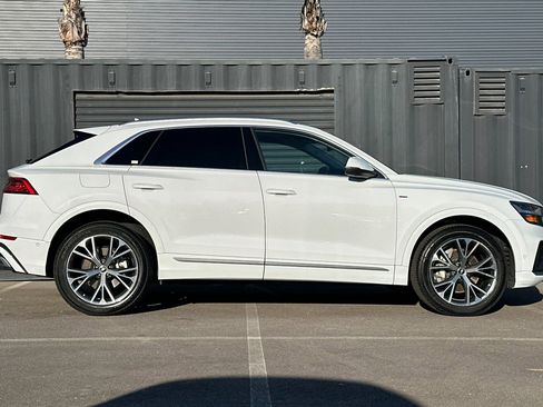 Used 2023 Audi Q8 Premium Plus w/ Premium Plus Package image 9