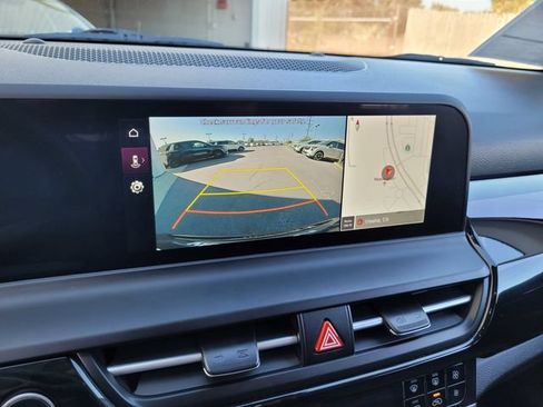 Certified 2025 Kia Seltos S FWD image 19
