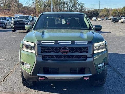 Used 2025 Nissan Frontier Pro-X image 8