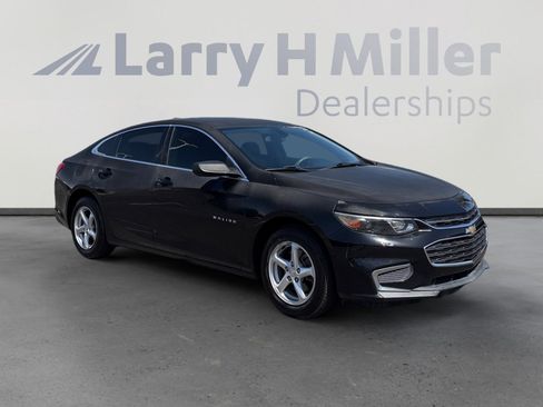 Used 2017 Chevrolet Malibu LS FWD image 7