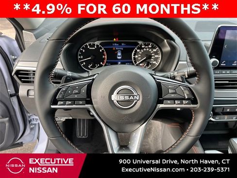 New 2025 Nissan Altima 2.5 SR image 11