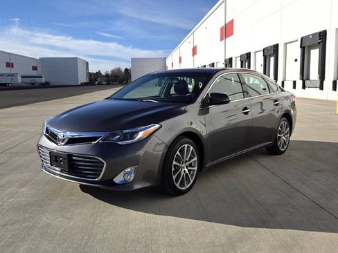 Used 2015 Toyota Avalon XLE Touring image 1