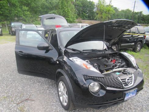 Used 2014 Nissan Juke S image 8