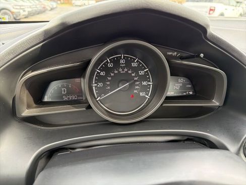 Used 2018 MAZDA MAZDA3 Touring image 20