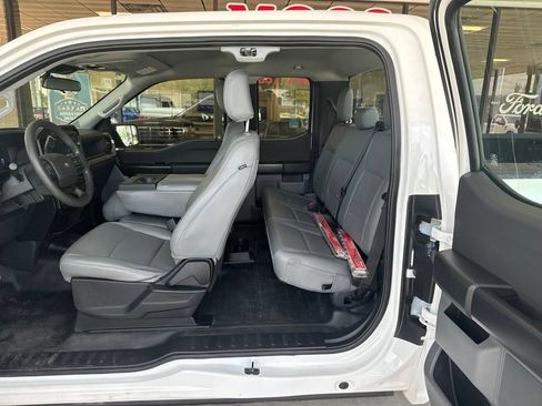 Used 2024 Ford F150 XL RWD image 16