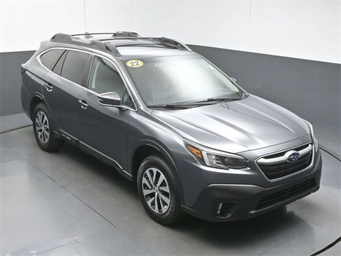 Used 2022 Subaru Outback Premium image 45