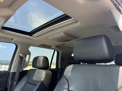 Used 2016 Chevrolet Tahoe LT AWD/4WD image 35