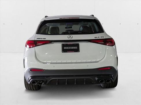 New 2026 Mercedes-Benz GLC 43 AMG 4MATIC image 8