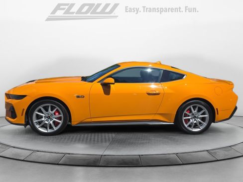 Used 2026 Ford Mustang GT Premium RWD image 5