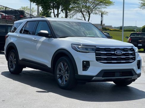 Used 2026 Ford Explorer Active w/ Active Comfort Package AWD/4WD image 43