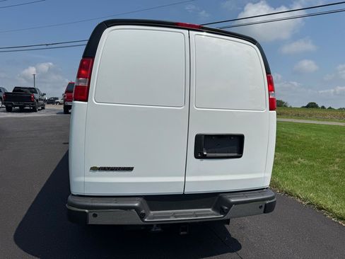 Used 2025 Chevrolet Express 2500 Extended w/ Driver Convenience Package RWD image 8