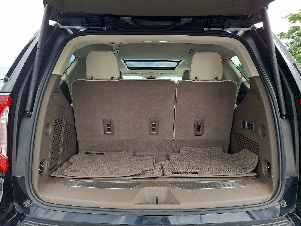 Used 2023 GMC Yukon Denali AWD/4WD image 30
